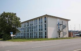 Motel 44